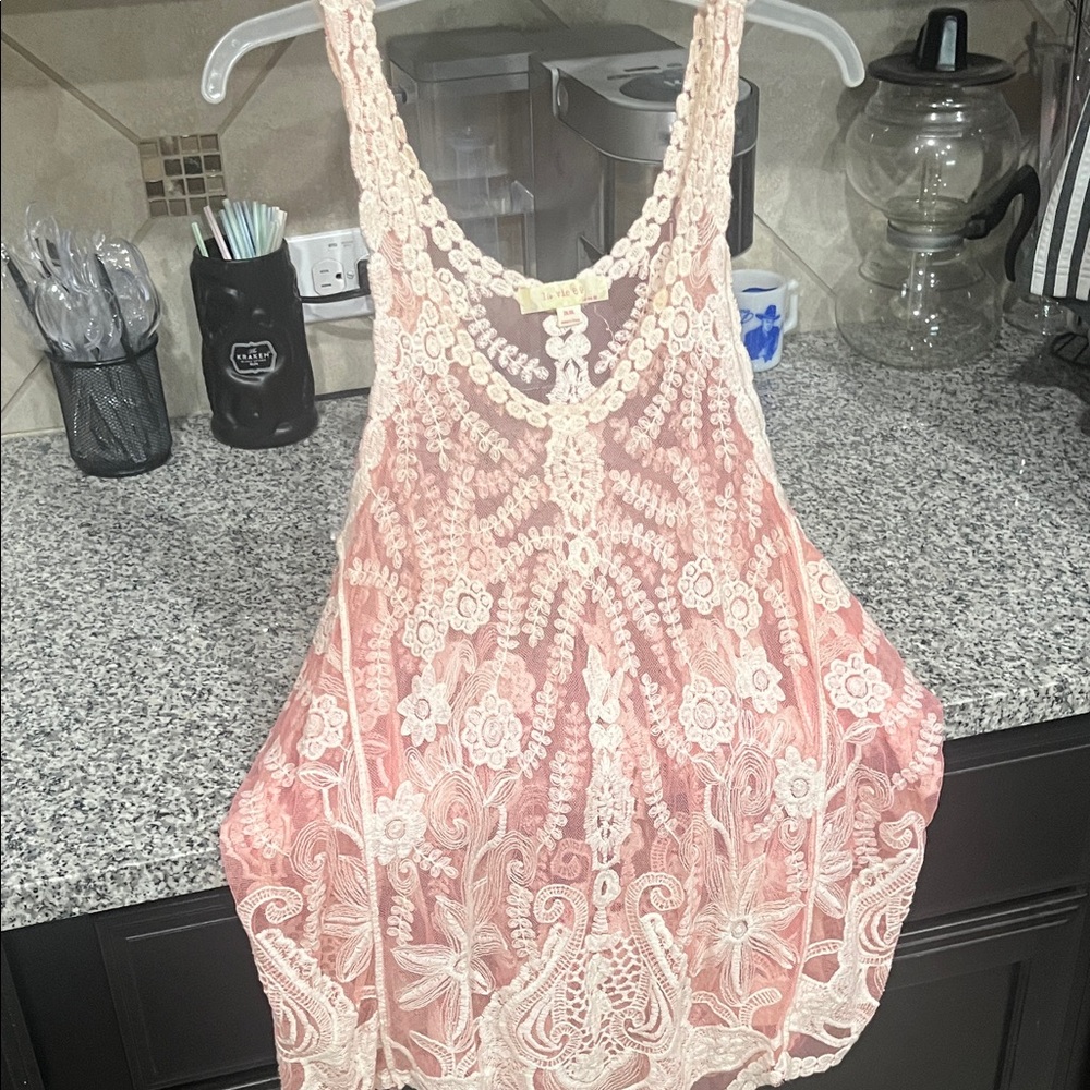 Elegant Lace Pink Tank Top